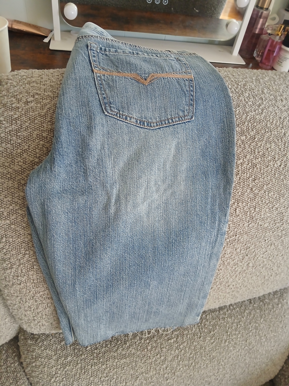 GUESS Men’s Distressed Light Blue Slim Straight Jeans - Picture 4 of 9